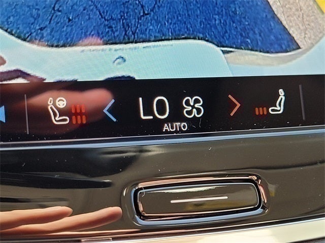 2025 Volvo XC90 Plug-In Hybrid T8 Plus 7 Passenger