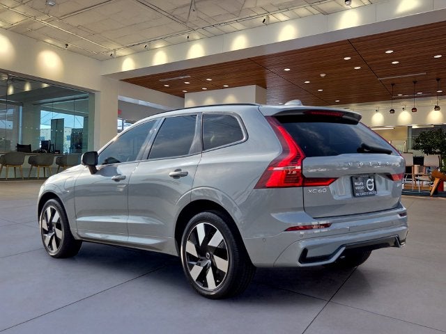 2025 Volvo XC60 Plug-In Hybrid T8 Plus