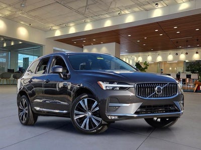 2023 Volvo XC60 B5 Plus Bright Theme