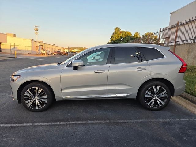 2023 Volvo XC60 B5 Ultimate Bright Theme