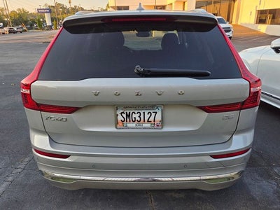 2023 Volvo XC60 B5 Ultimate Bright Theme