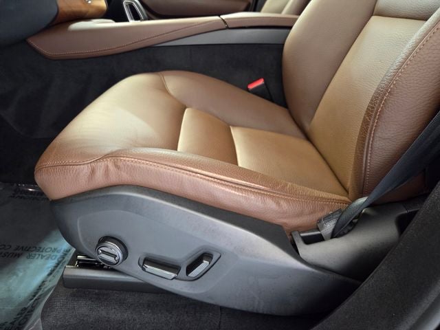 2024 Volvo XC90 B5 Plus