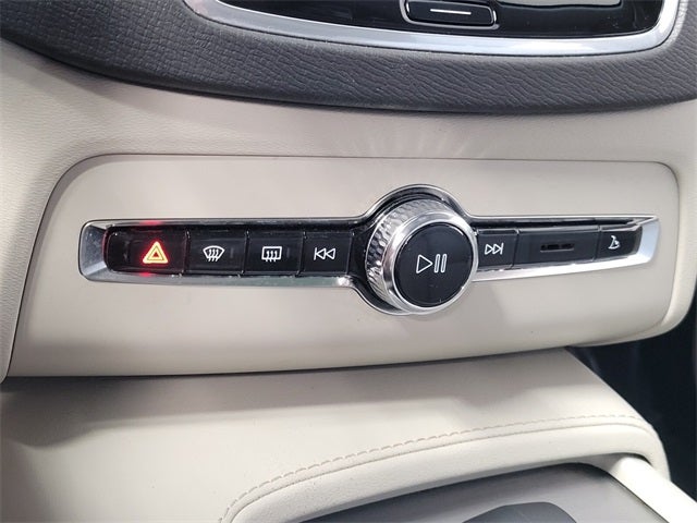 2024 Volvo XC90 B5 Core