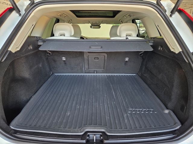 2024 Volvo XC60 B5 Core