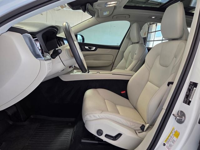 2024 Volvo XC60 B5 Core