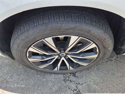 2024 Volvo XC60 B5 Core