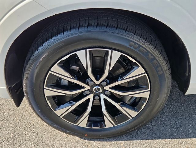 2024 Volvo XC60 B5 Core