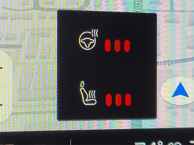 2025 Volvo XC40 B5 Core