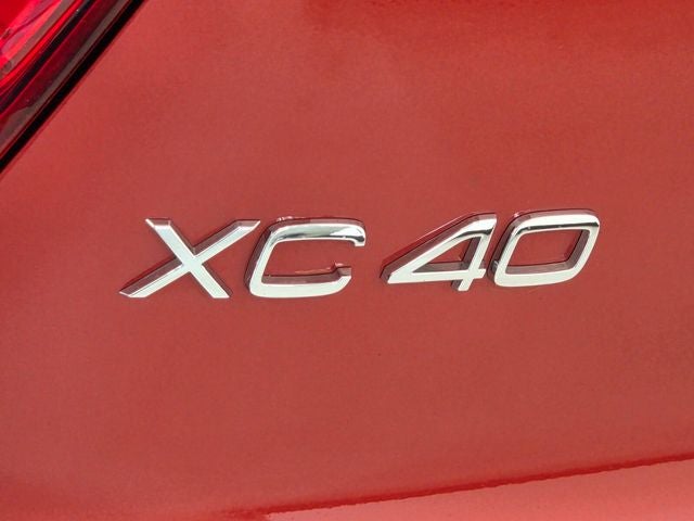 2023 Volvo XC40 B5 Core