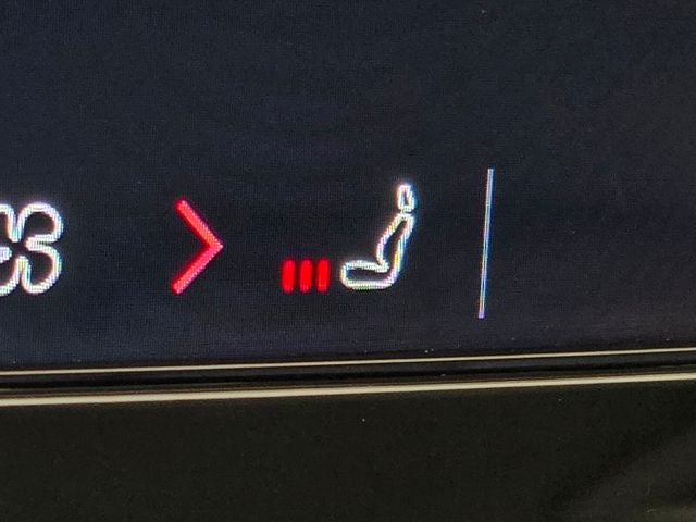 2023 Volvo XC40 B5 Core