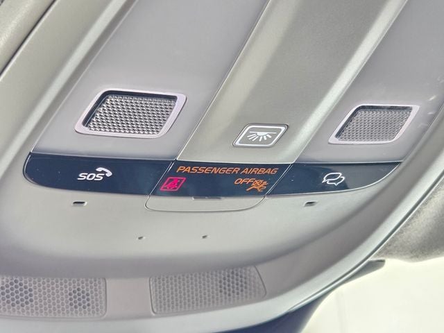 2023 Volvo XC40 B5 Core