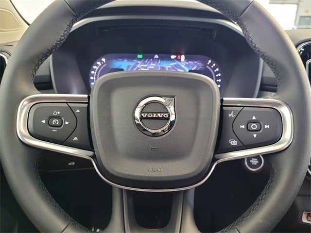 2026 Volvo XC40 B5 Core