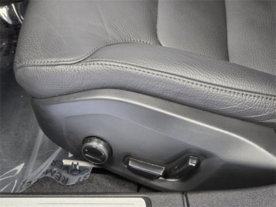 2025 Volvo V60 Cross Country B5 Plus