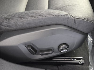 2025 Volvo V60 Cross Country B5 Plus