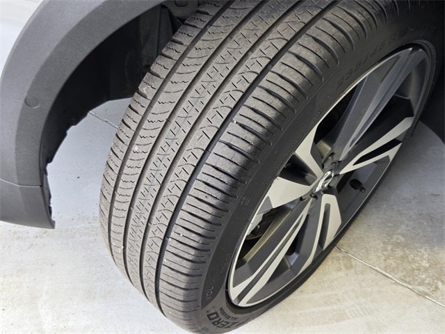 2025 Volvo V60 Cross Country B5 Plus