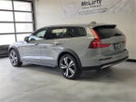 2025 Volvo V60 Cross Country B5 Plus
