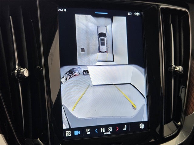 2025 Volvo V60 Cross Country B5 Plus