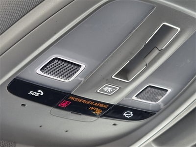 2025 Volvo V60 Cross Country B5 Plus