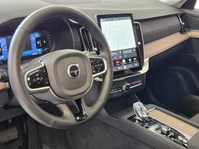 2025 Volvo XC90 B5 Plus 2025.5