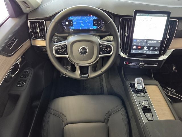 2025 Volvo XC90 B5 Plus 2025.5