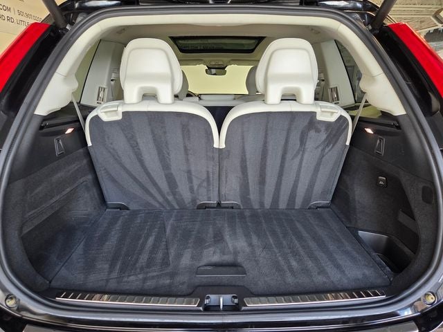 2025 Volvo XC90 B5 Plus