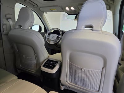 2025 Volvo XC90 B5 Plus