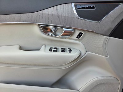 2025 Volvo XC90 B5 Plus