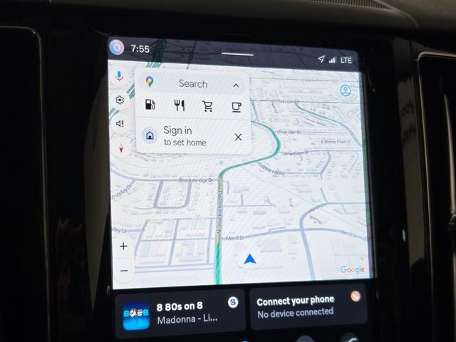 2025 Volvo XC60 B5 Plus