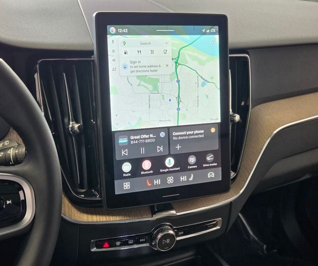 2026 Volvo XC60 B5 Core