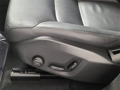 2025 Volvo XC60 B5 Core