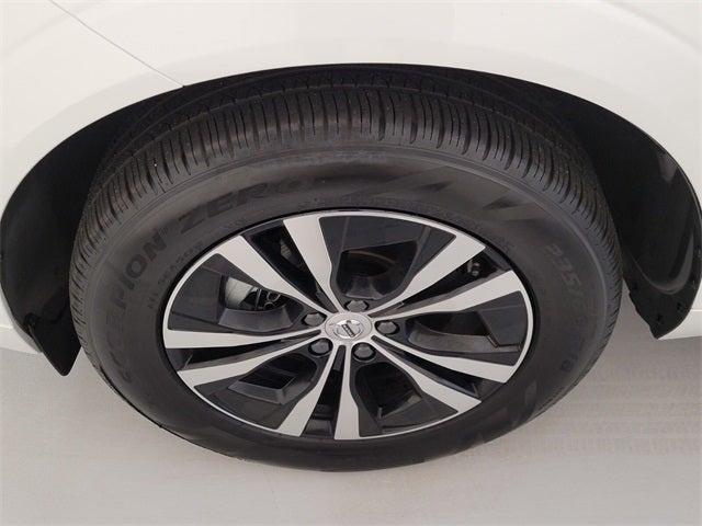 2025 Volvo XC60 B5 Core