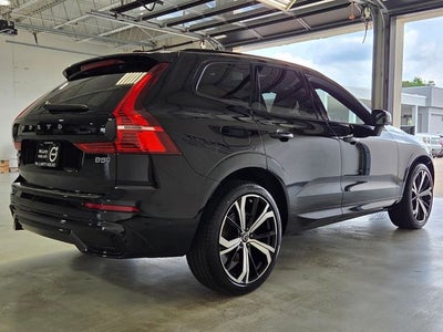 2025 Volvo XC60 B5 Ultra