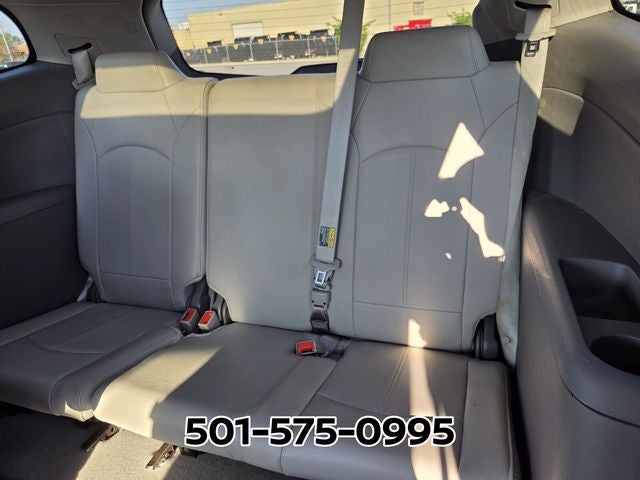 2017 Chevrolet Traverse 2LT 2LT