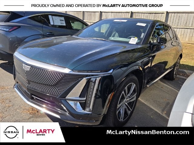 2024 Cadillac LYRIQ Luxury 1