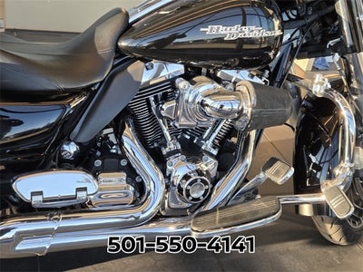 2016 Harley-Davidson Street glide Base
