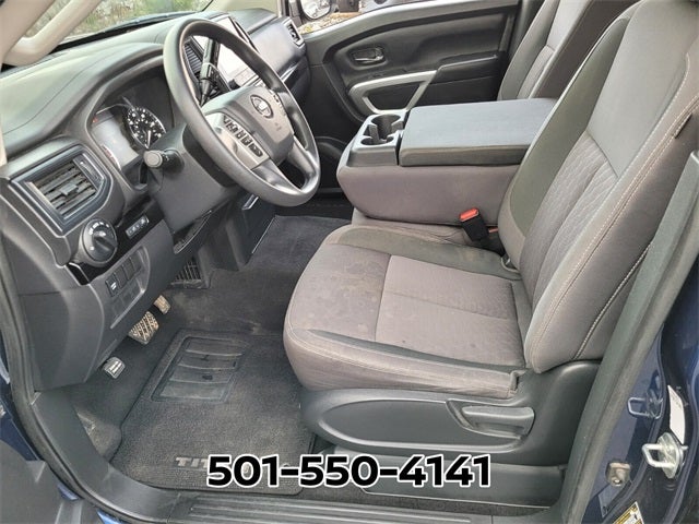 2022 Nissan Titan SV