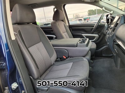 2022 Nissan Titan SV