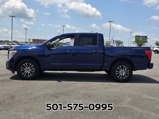 2023 Nissan Titan SV