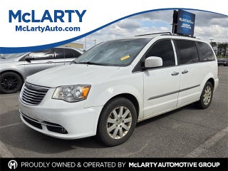 2016 Chrysler Town &amp; Country Touring