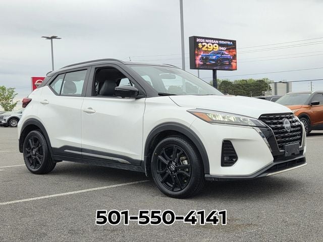 2022 Nissan Kicks SR