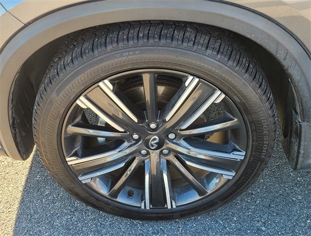 2021 INFINITI QX50 LUXE