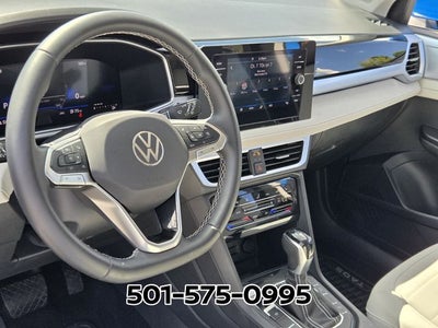 2025 Volkswagen Taos 1.5T SE