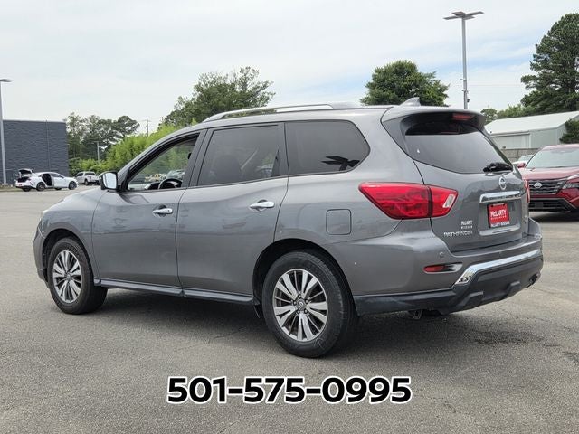 2020 Nissan Pathfinder SL