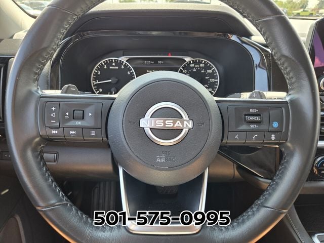 2024 Nissan Pathfinder SV