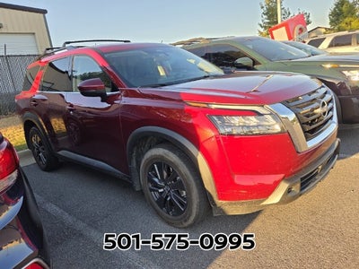 2023 Nissan Pathfinder SV