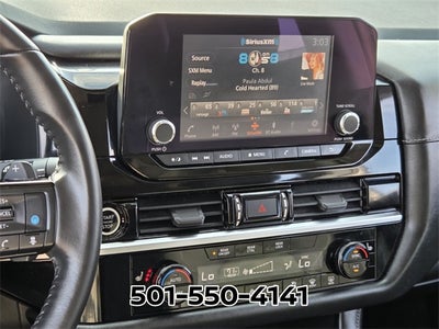 2022 Nissan Pathfinder SV