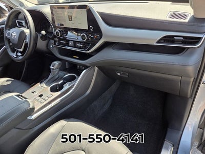 2023 Toyota Highlander Platinum