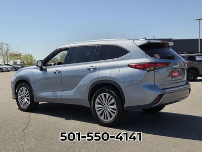 2023 Toyota Highlander Platinum