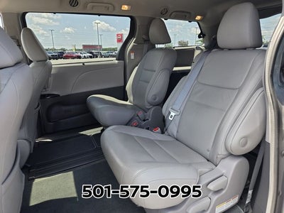 2018 Toyota Sienna XLE 8 Passenger
