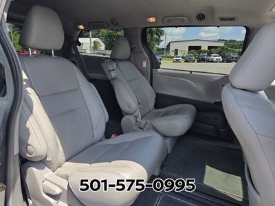 2018 Toyota Sienna XLE 8 Passenger